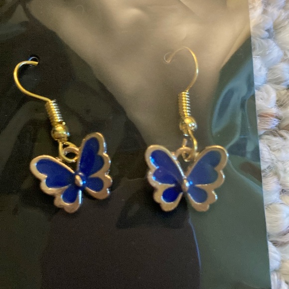 Dark Blue Butterfly  earrings. - Picture 3 of 3